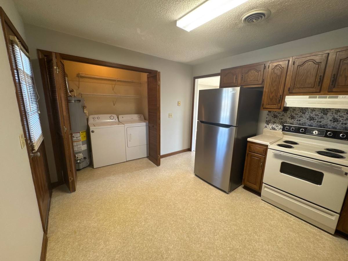 Apartment for rent at 1614 Wiswell Rd, Murray, KY 42071