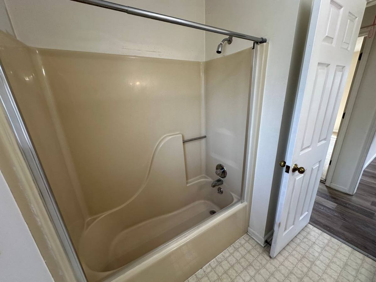 Apartment for rent at 1614 Wiswell Rd, Murray, KY 42071