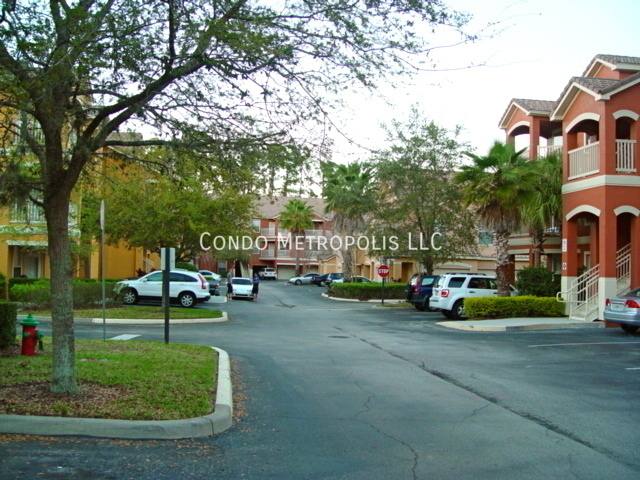 Apartment for rent at 8813 Villa View Cricle #108, Orlando, FL 32821