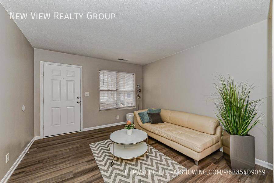 Apartment for rent at 225 Hoskins Mill Lane #B, Charlotte, NC 28208