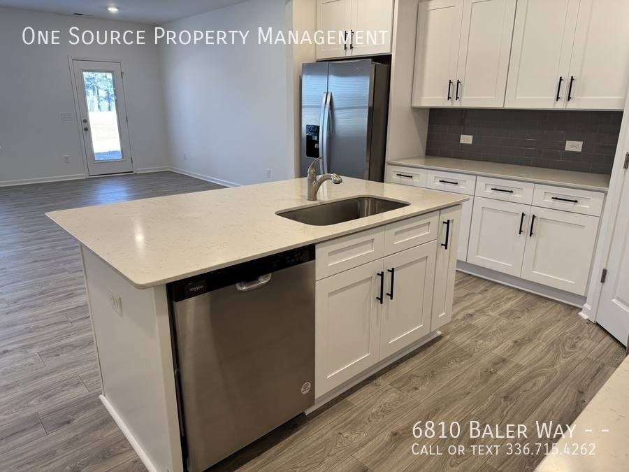 Townhouse for rent at 6810 Baler Way, Thomasville, NC 27360