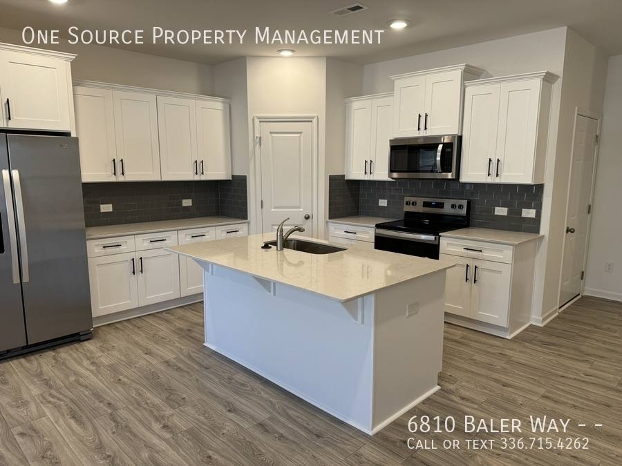 Townhouse for rent at 6810 Baler Way, Thomasville, NC 27360