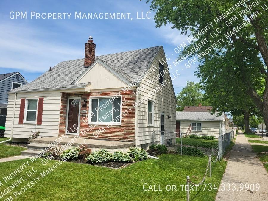 House for rent at 15806 Meyer Ave, Allen Park, MI 48101