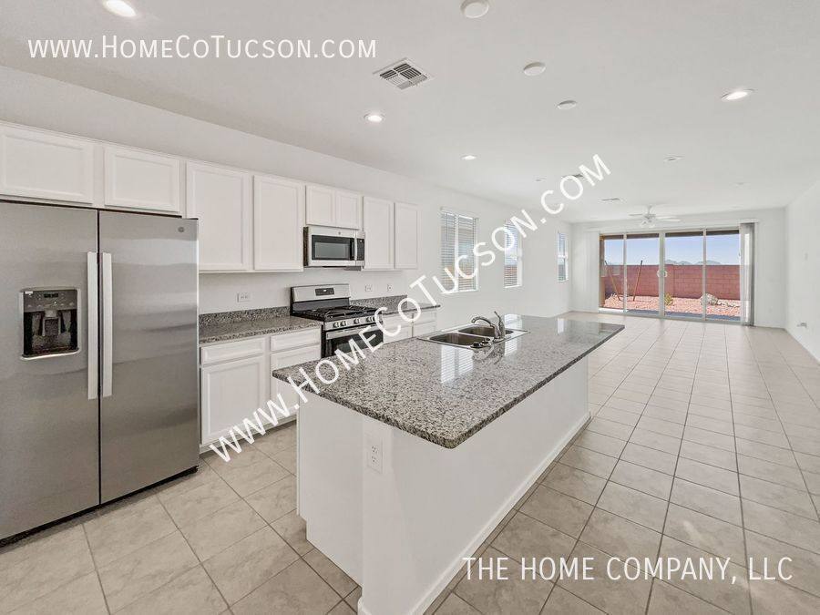 House for rent at 35030 S Stargazer Ave, Red Rock, AZ 85145
