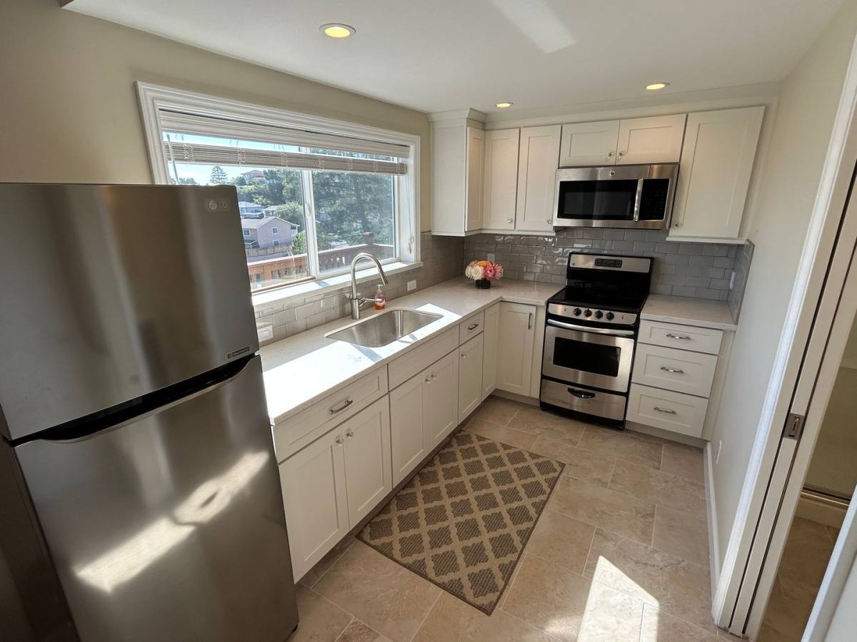 House for rent at 850 Morningside Dr, Millbrae, CA 94030