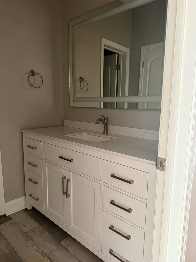 Apartment for rent at 204-206 Cherokee St, New Orleans, LA 70116