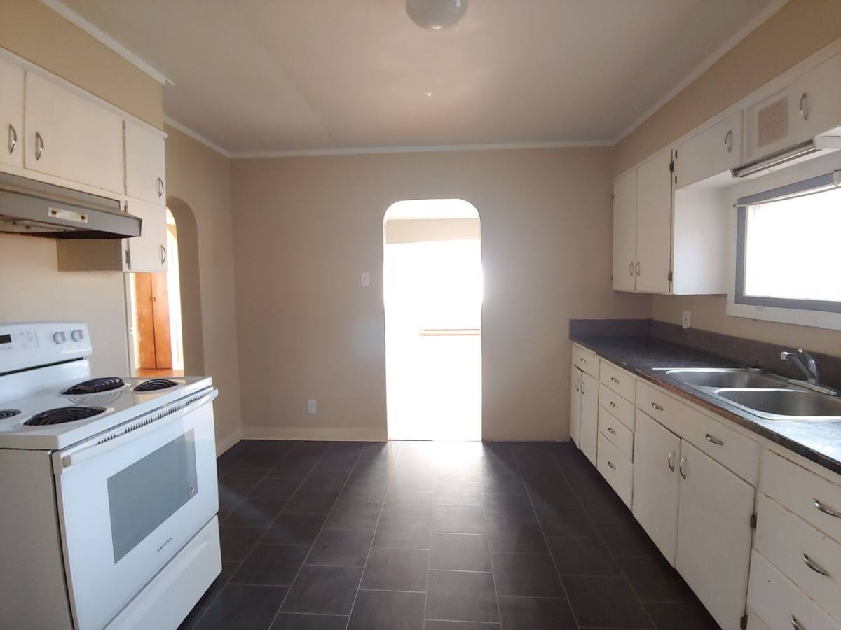 House for rent at 603 S Water St, Weston, OR 97886