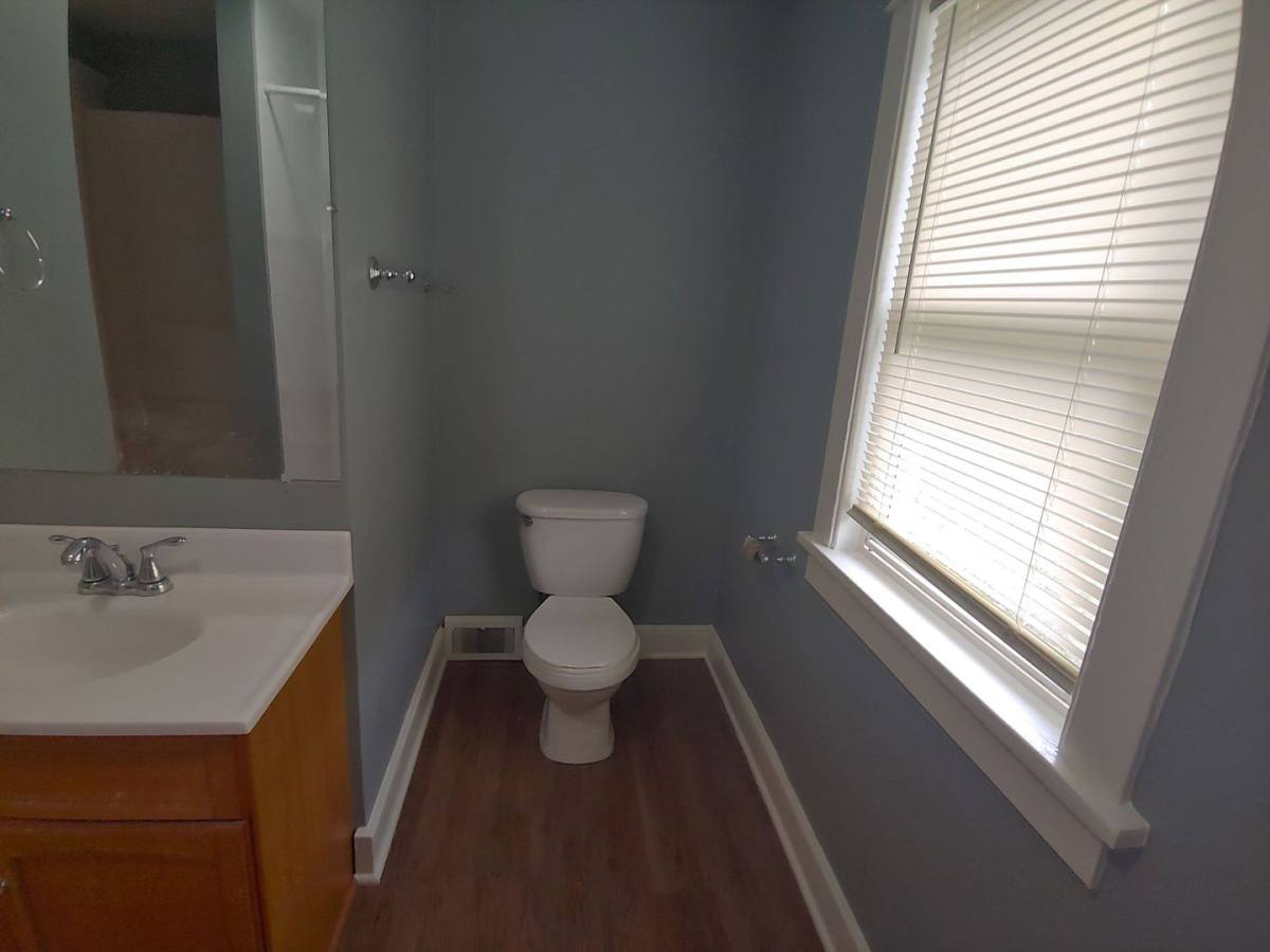 Apartment for rent at 616-618 Spear Ave, Duluth, MN 55803