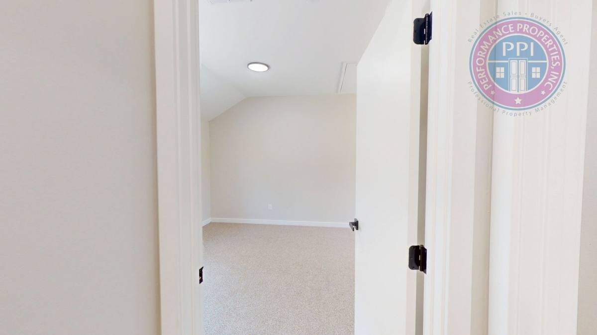 House for rent at 7308 N Jordan Ave, Portland, OR 97203