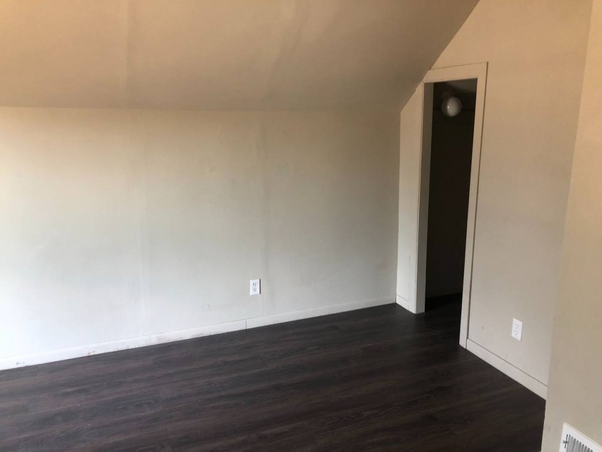 House for rent at 729 Main St, Halstead, KS 67056