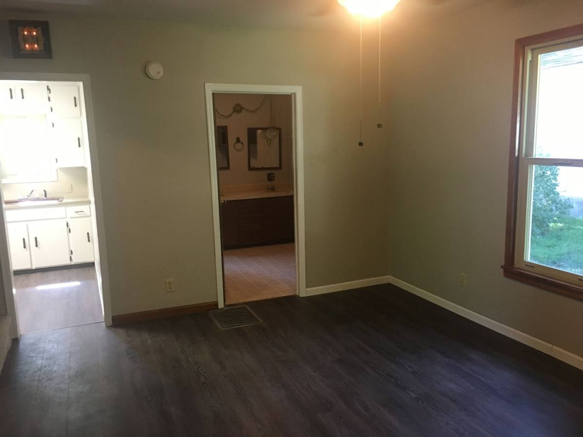 House for rent at 729 Main St, Halstead, KS 67056
