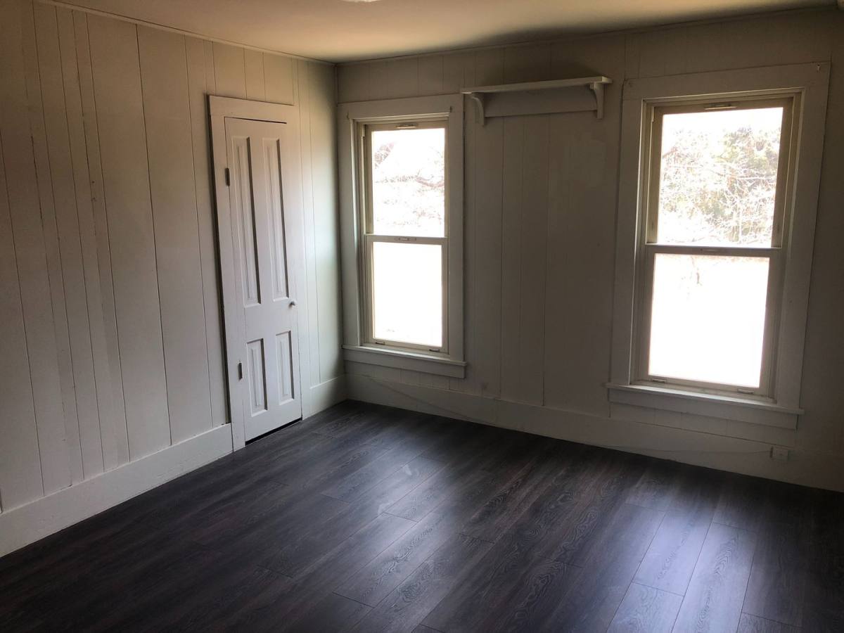 House for rent at 729 Main St, Halstead, KS 67056