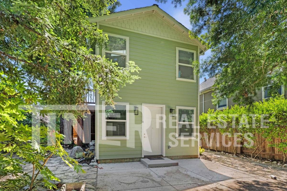 Apartment for rent at 1314 Q St #4, Sacramento, CA 95811