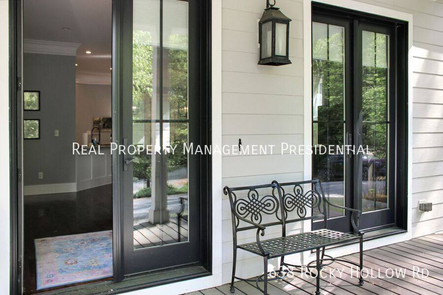 House for rent at 638 Rocky Hollow Rd, Charlottesville, VA 22911