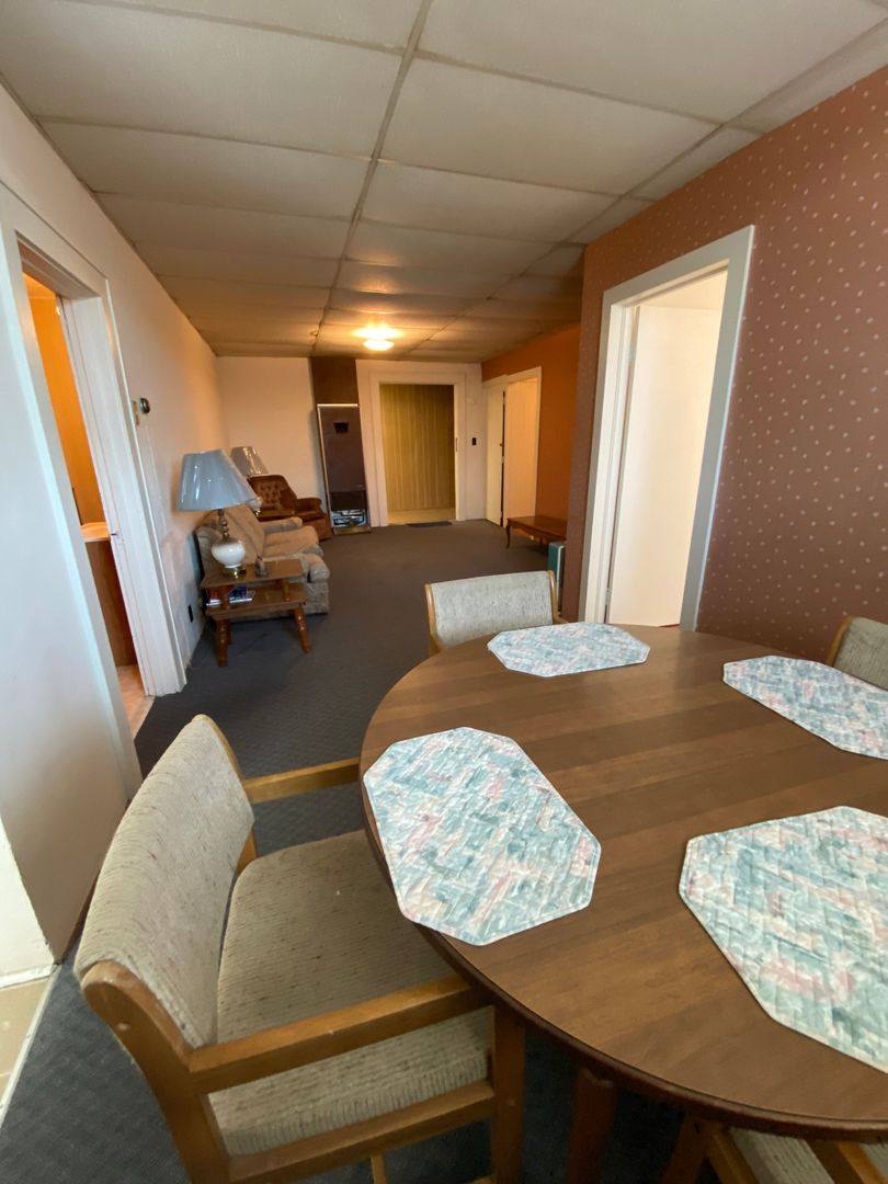 Apartment for rent at 106 E 3rd St, Salisbury, MO 65281