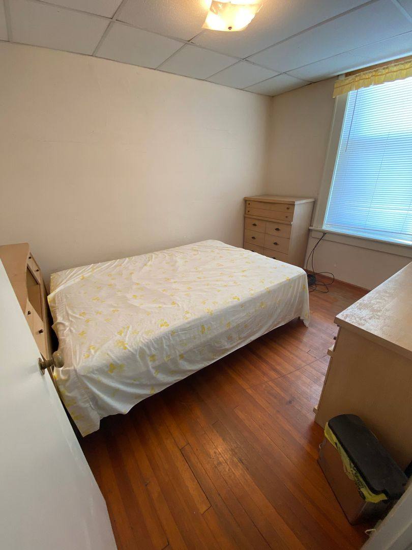 Apartment for rent at 106 E 3rd St, Salisbury, MO 65281