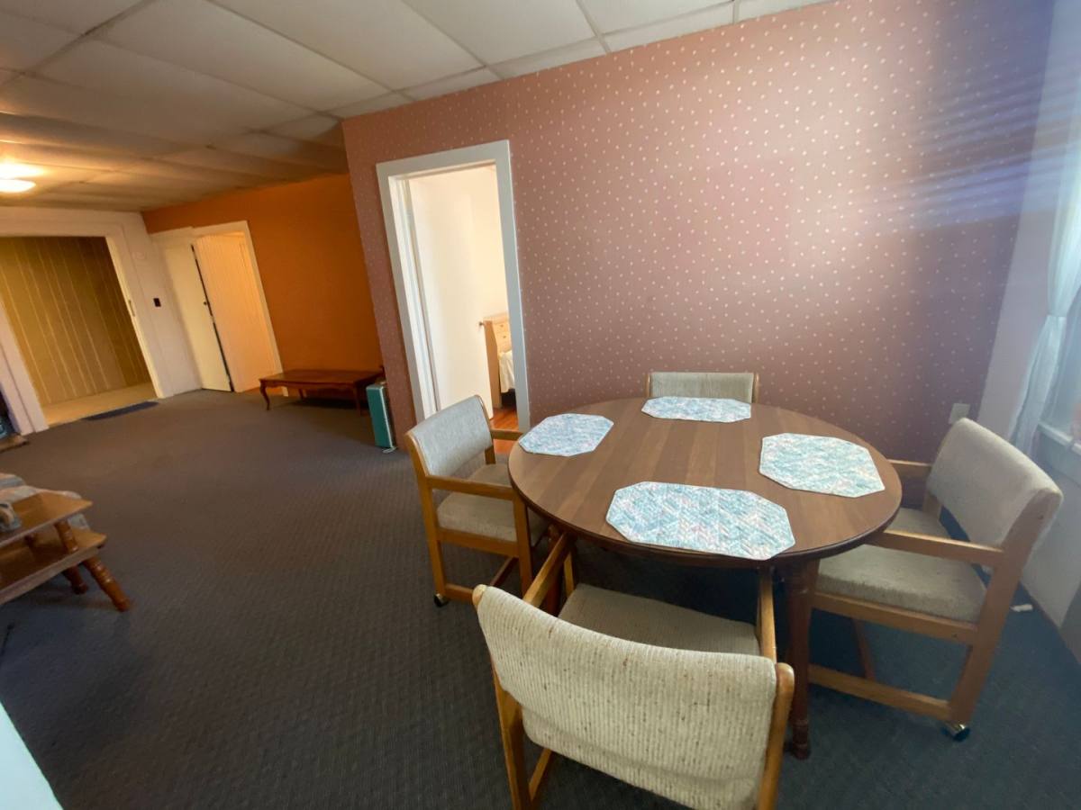 Apartment for rent at 106 E 3rd St, Salisbury, MO 65281