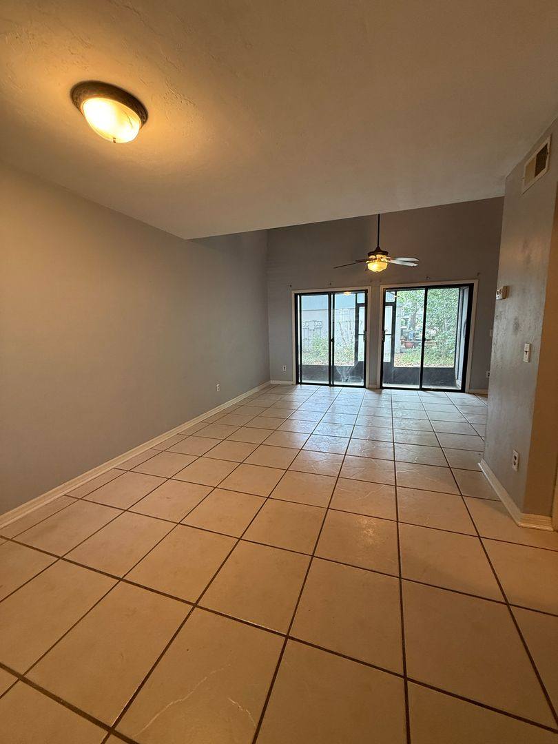 Townhouse for rent at 7200 SW 8th Ave, Gainesville, FL 32607