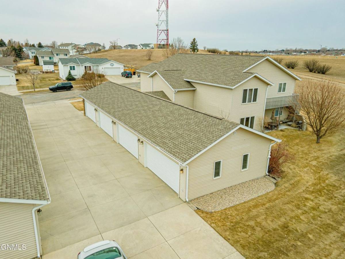 Apartment for rent at 832 Lambton Ave, Bismarck, ND 58503