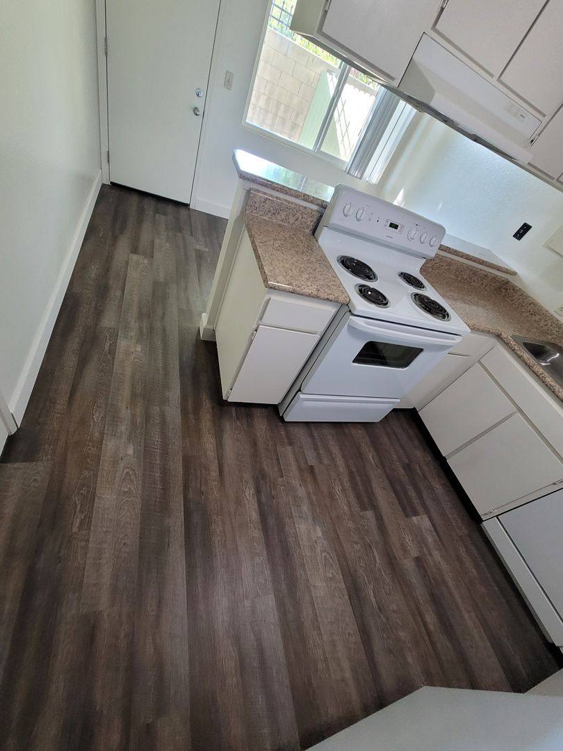 Apartment for rent at 4949 Gearhart Ave, Fresno, CA 93726