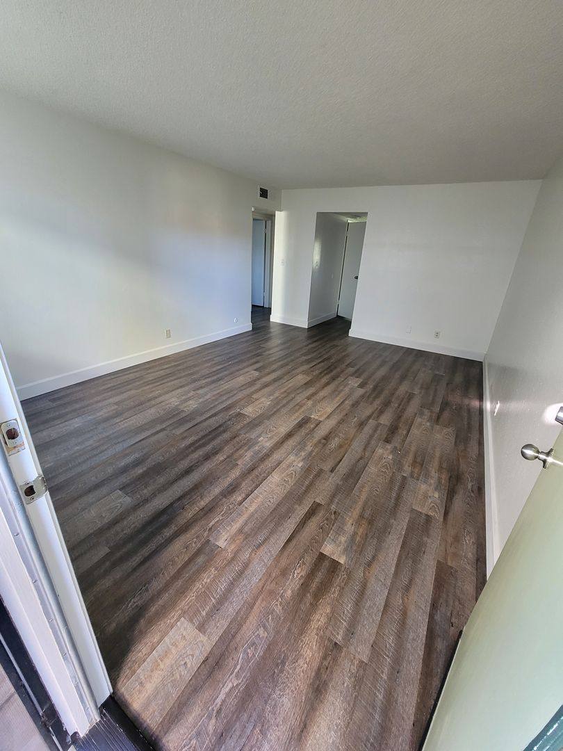 Apartment for rent at 4949 Gearhart Ave, Fresno, CA 93726