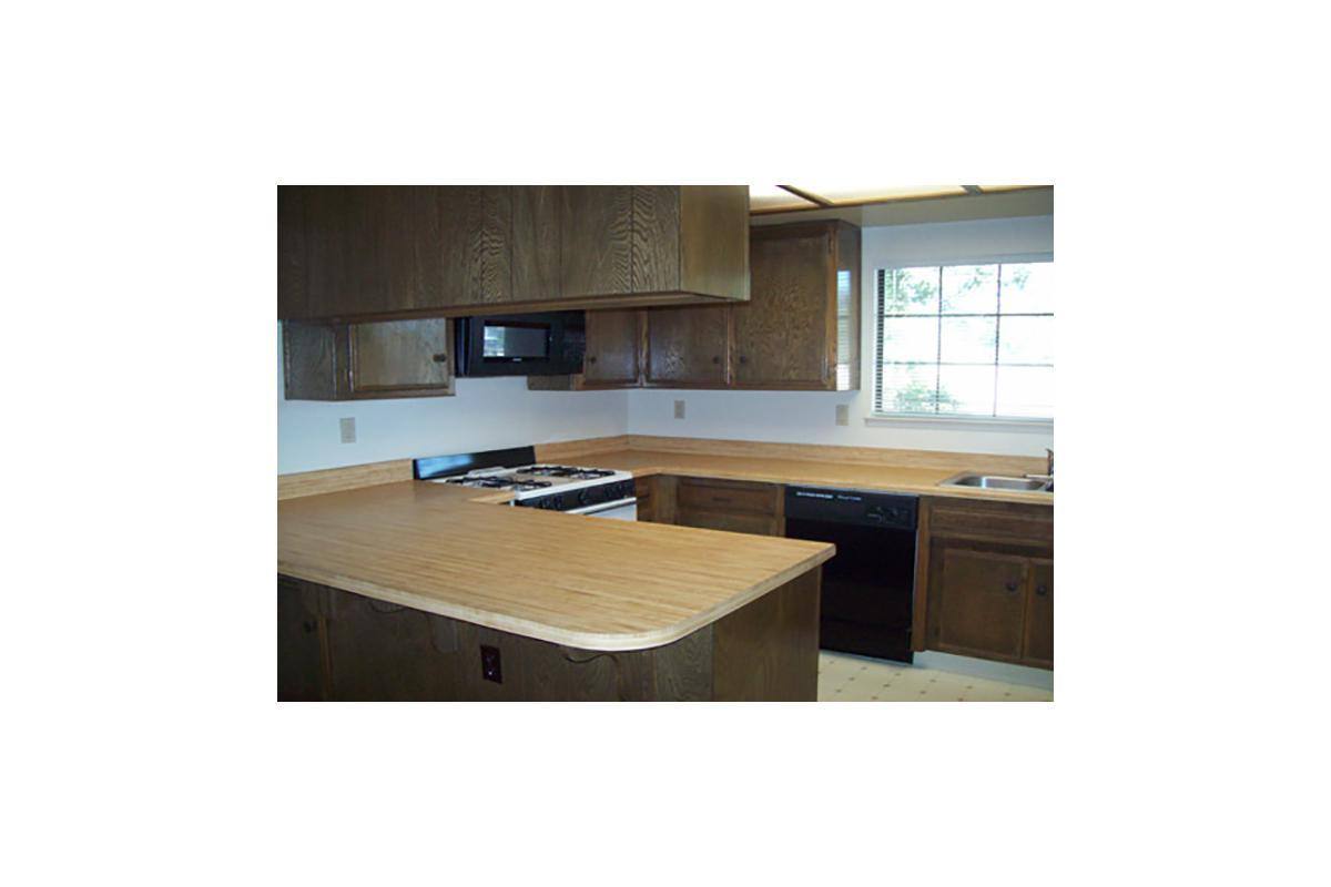 Apartment for rent at 7601 Olympia Dr, Bakersfield, CA 93309