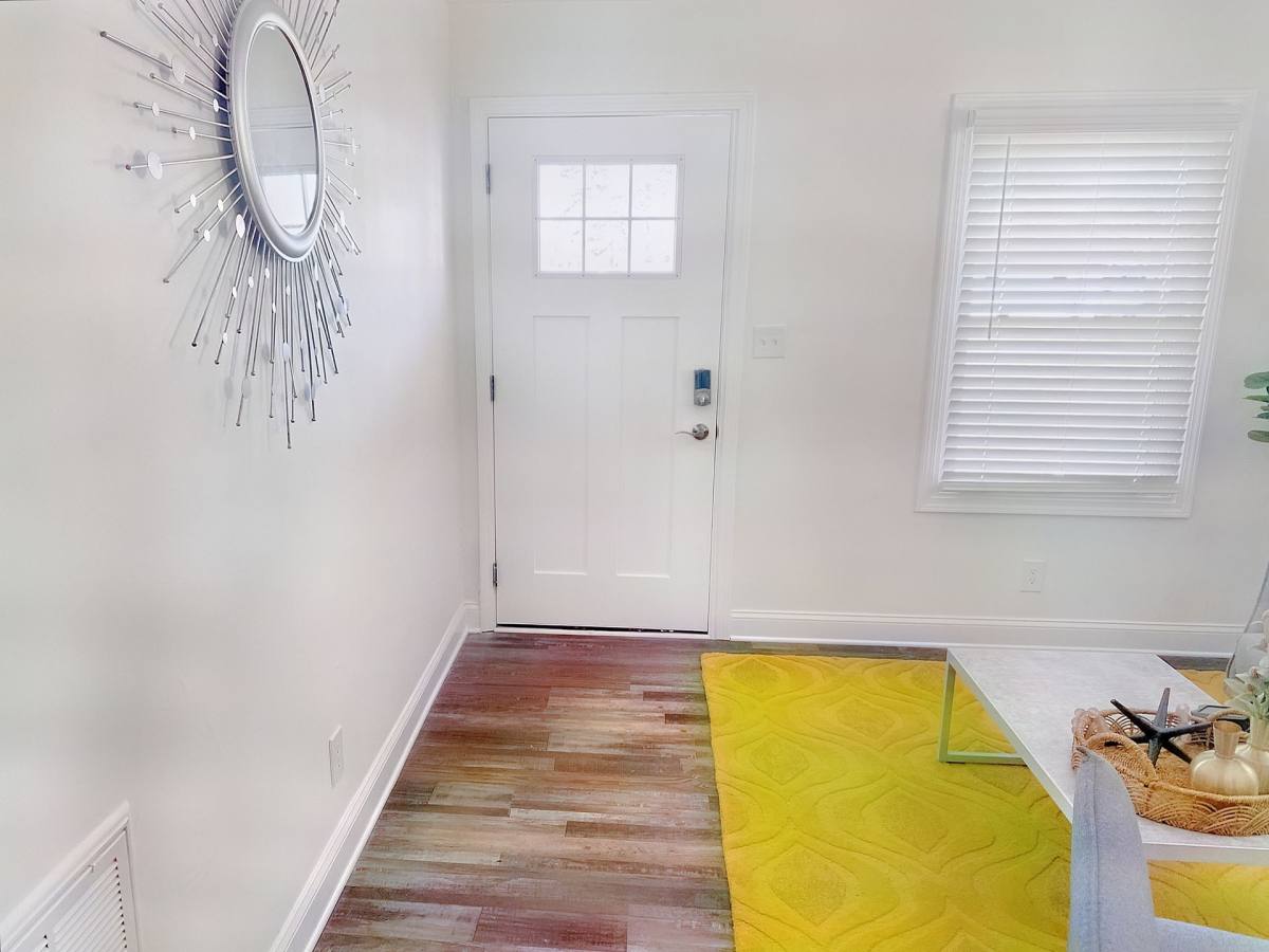 Townhouse for rent at 2479 Julia Ave, Charlotte, NC 28206