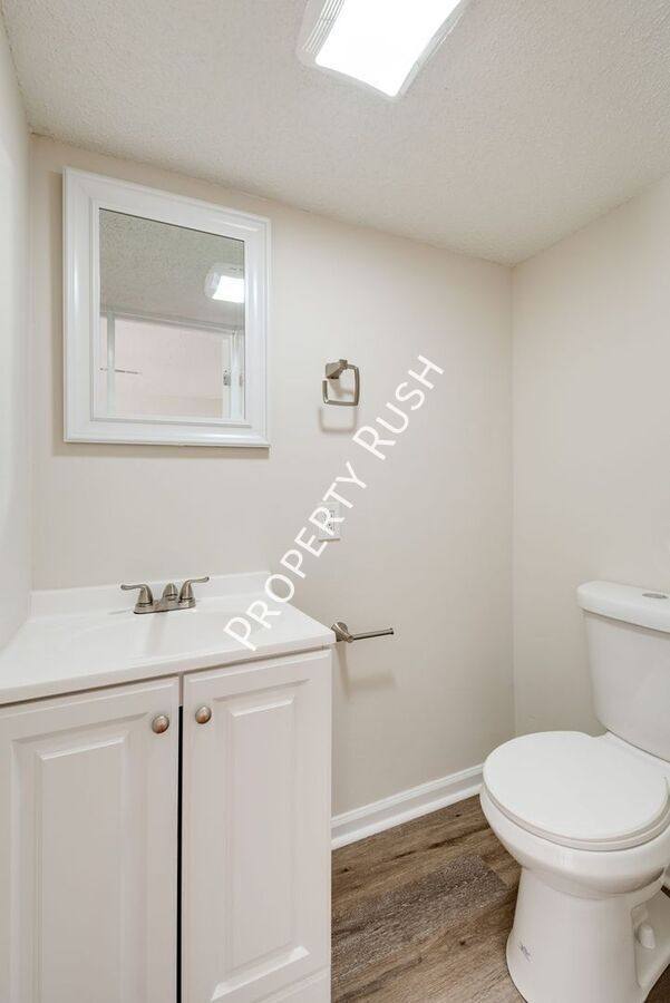Apartment for rent at 46 Bell Rd #3, La Fayette, GA 30728