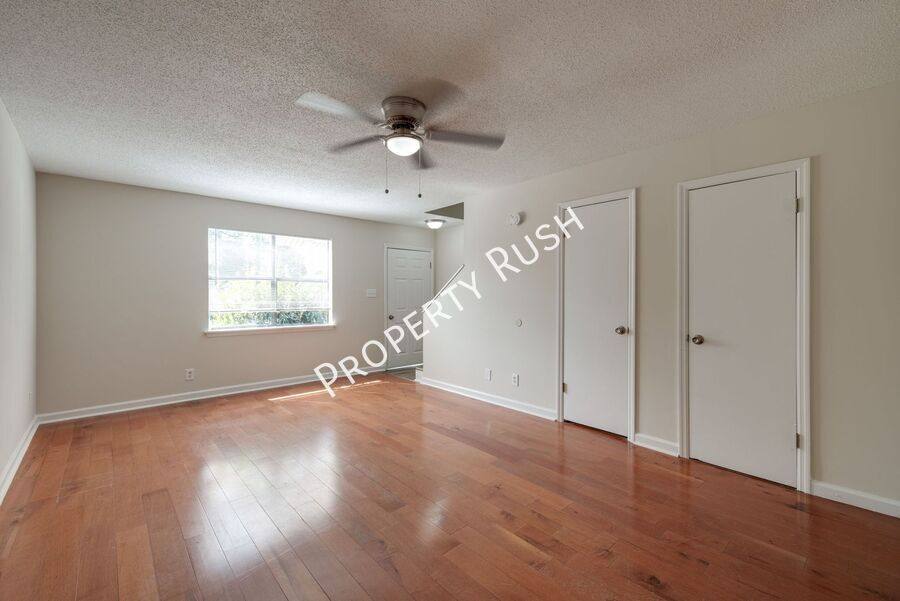 Apartment for rent at 46 Bell Rd #3, La Fayette, GA 30728