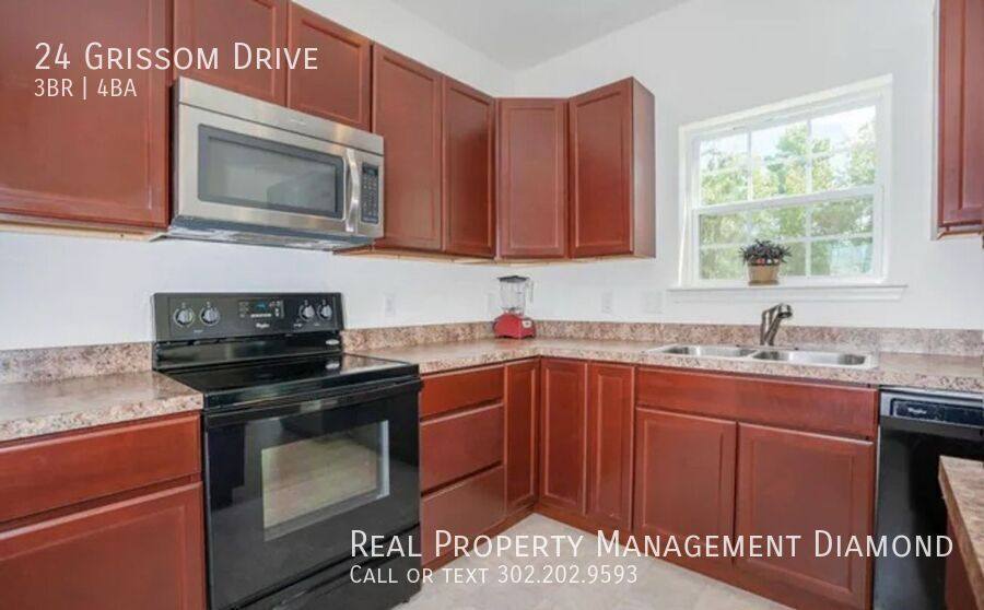 Townhouse for rent at 24 Grissom Dr, Bear, DE 19701