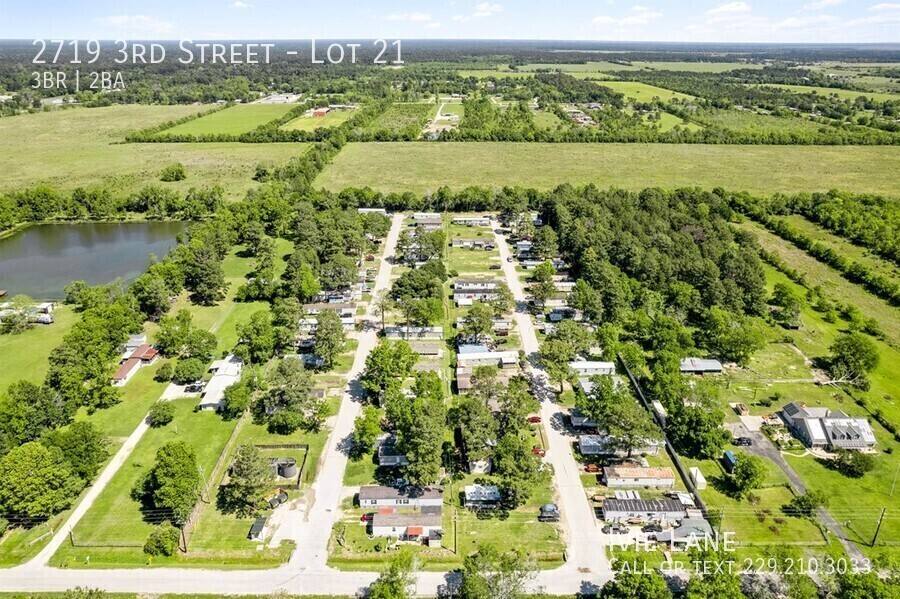 House for rent at 2719 3rd St #21, Huffman, TX 77336