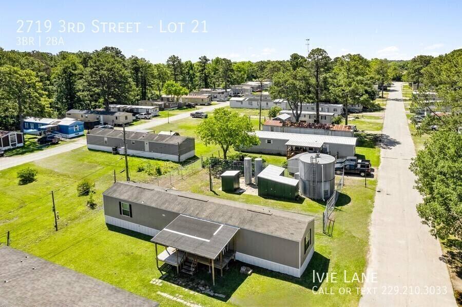 House for rent at 2719 3rd St #21, Huffman, TX 77336