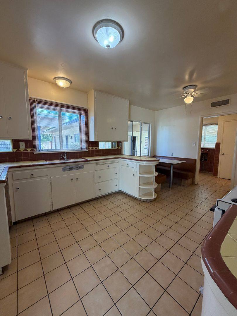 House for rent at 2038 E Ashlan, Fresno, CA 93726