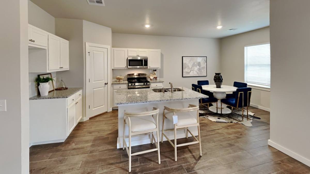 House for rent at 12405 Armstrong Dr, Edmond, OK 73013