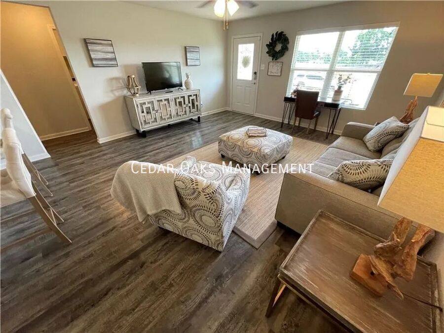 House for rent at 2813 Reynolds St, Pea Ridge, AR 72751
