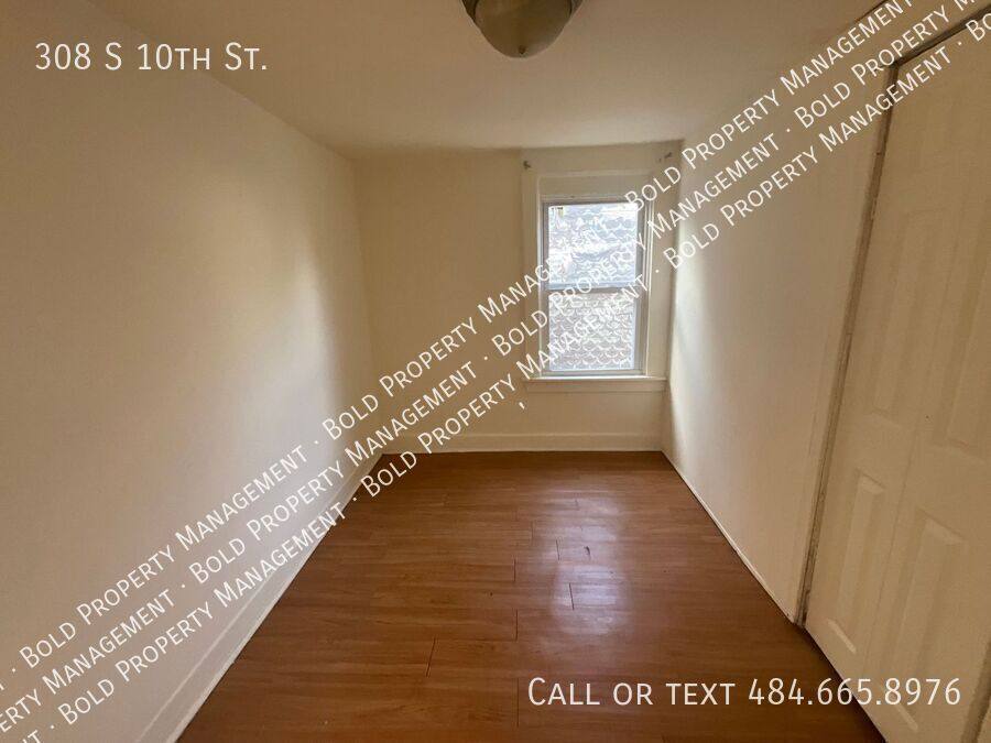 House for rent at 308 S 10th St, Lebanon, PA 17042