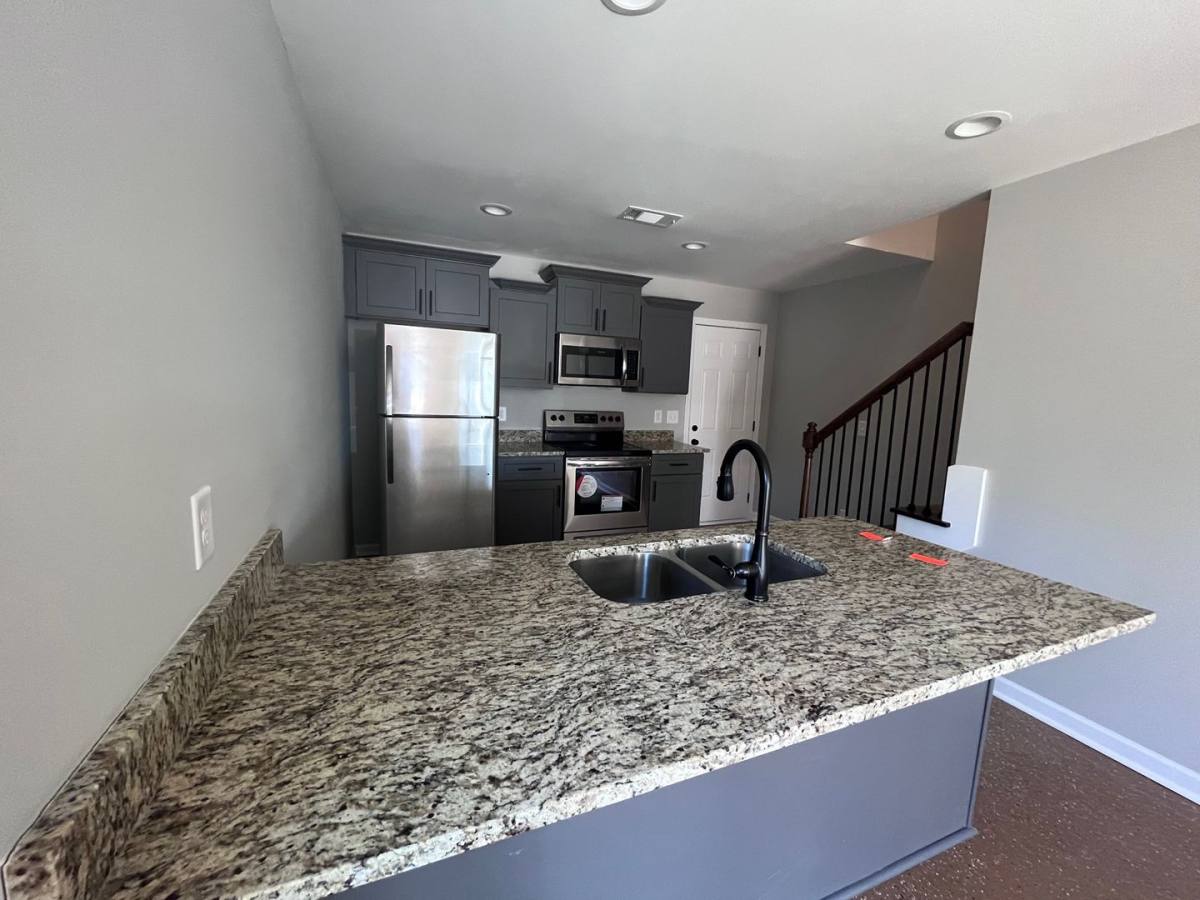 Apartment for rent at 1200 Bluebird Rd, Lebanon, TN 37087