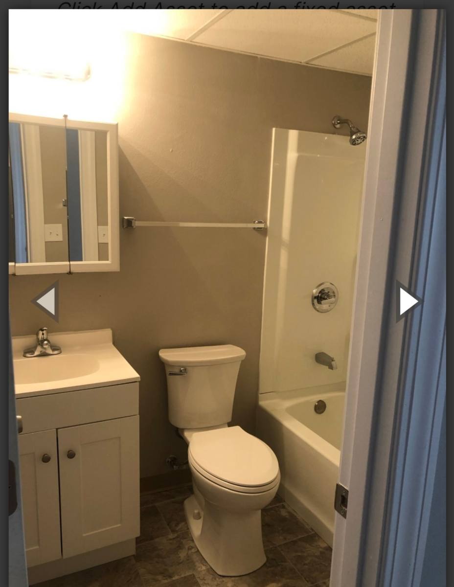 Apartment for rent at 1424 E Walnut St, Des Moines, IA 50316