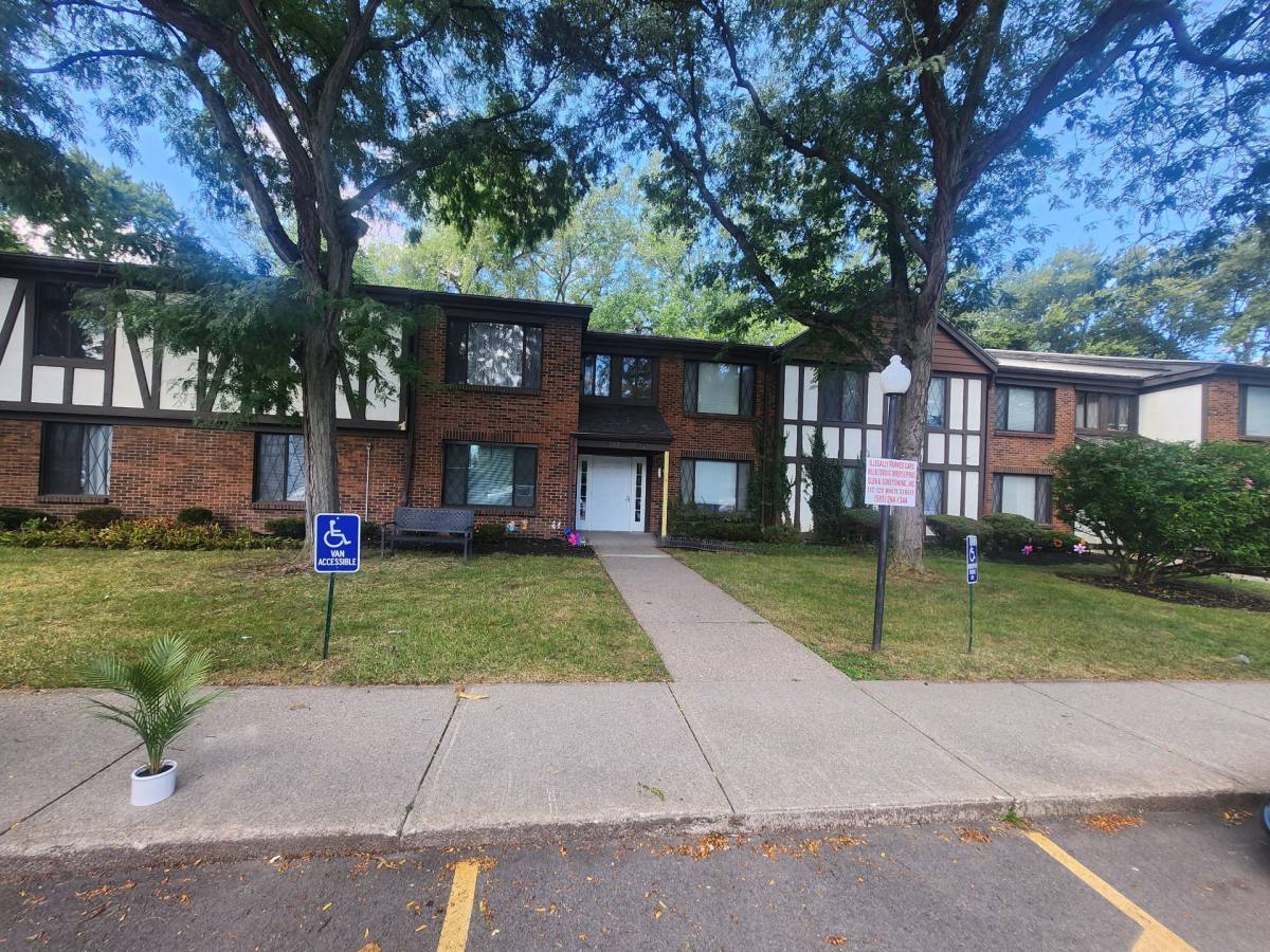 Apartment for rent at 2519 Culver Rd, Rochester, NY 14609