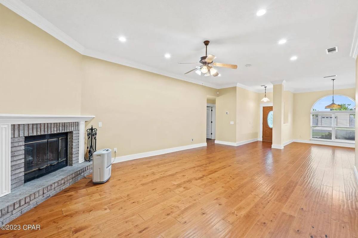 House for rent at 1627 Santa Anita Dr, Lynn Haven, FL 32444