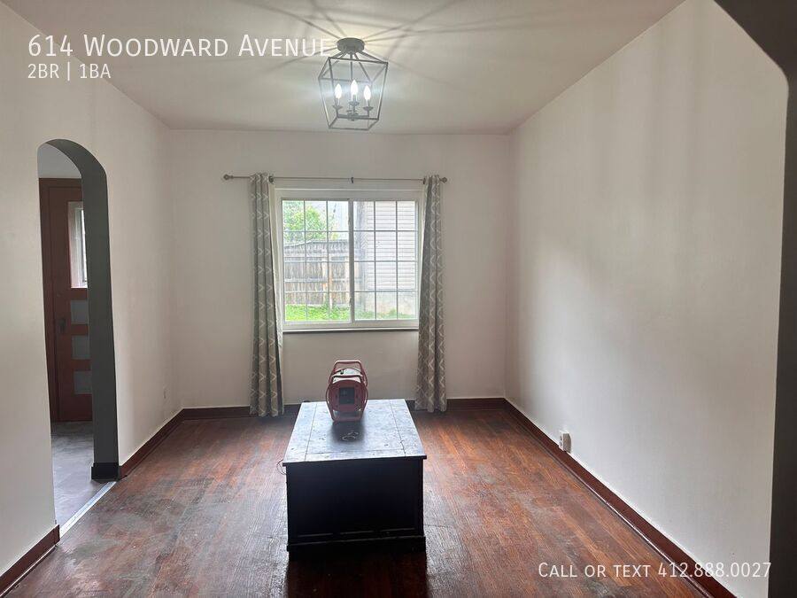 House for rent at 614 Woodward Ave, McKees Rocks, PA 15136