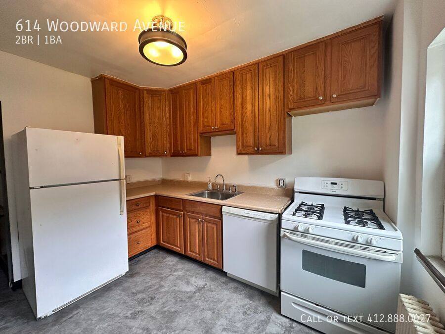 House for rent at 614 Woodward Ave, McKees Rocks, PA 15136