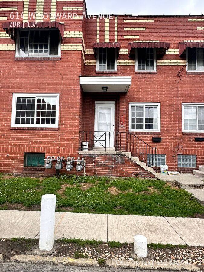House for rent at 614 Woodward Ave, McKees Rocks, PA 15136
