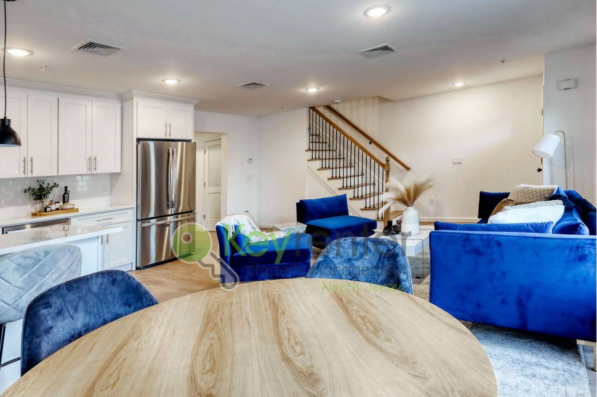 Townhouse for rent at 176 Pennington Ave #14, Passaic, NJ 07055