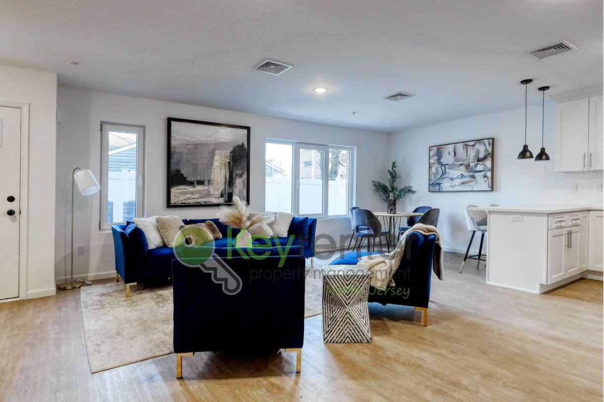 Townhouse for rent at 176 Pennington Ave #14, Passaic, NJ 07055