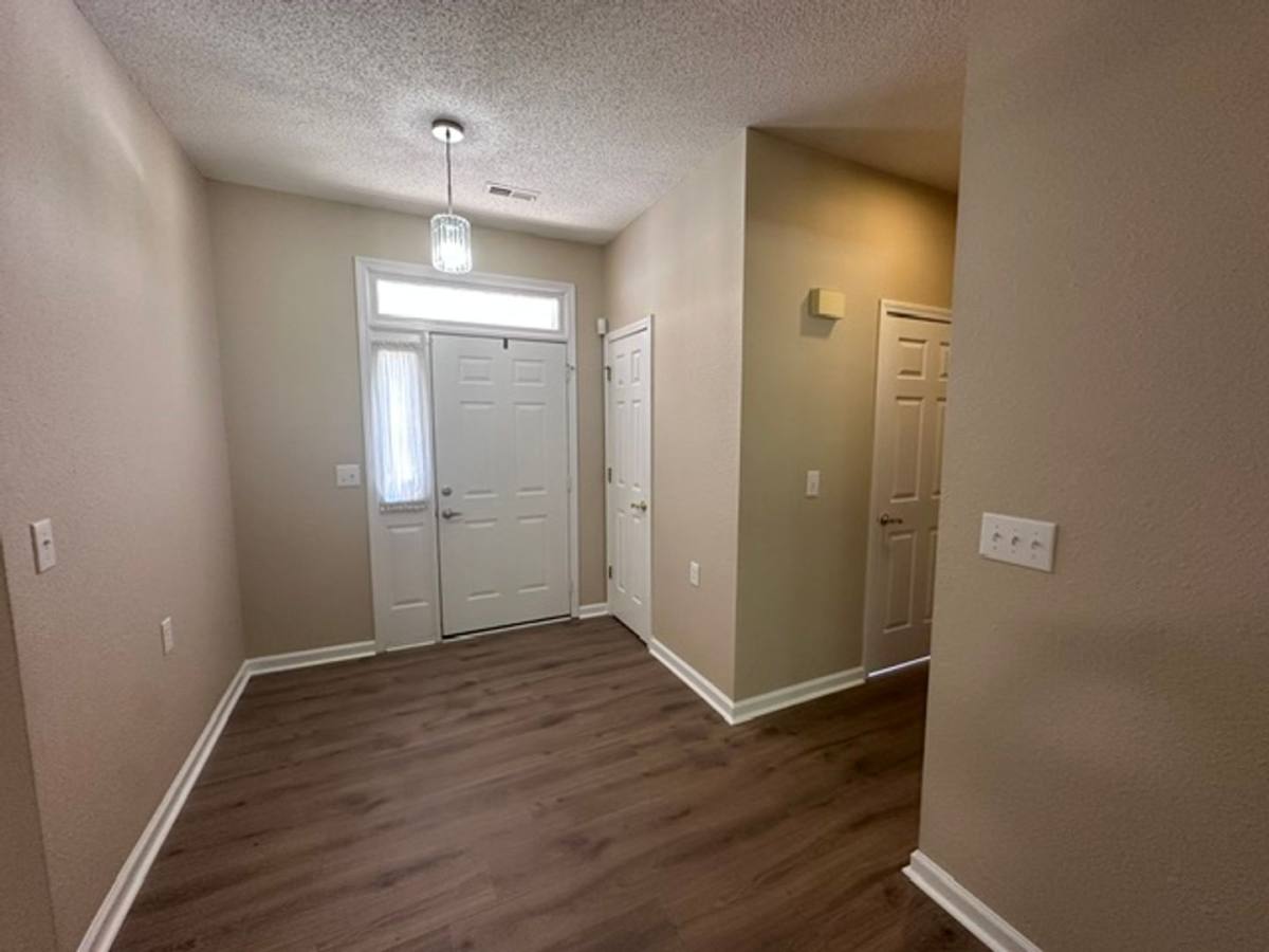 House for rent at 212 Old Brickyard Circle, North Wilkesboro, NC 28659