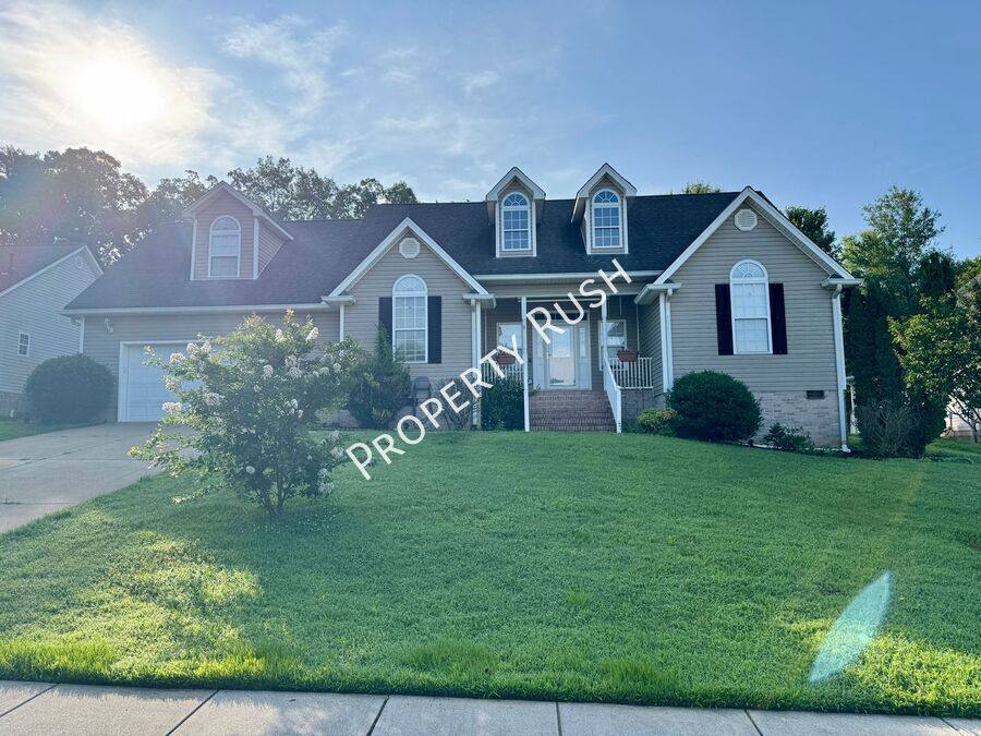 House for rent at 196 Blue Heron Dr, Ringgold, GA 30736