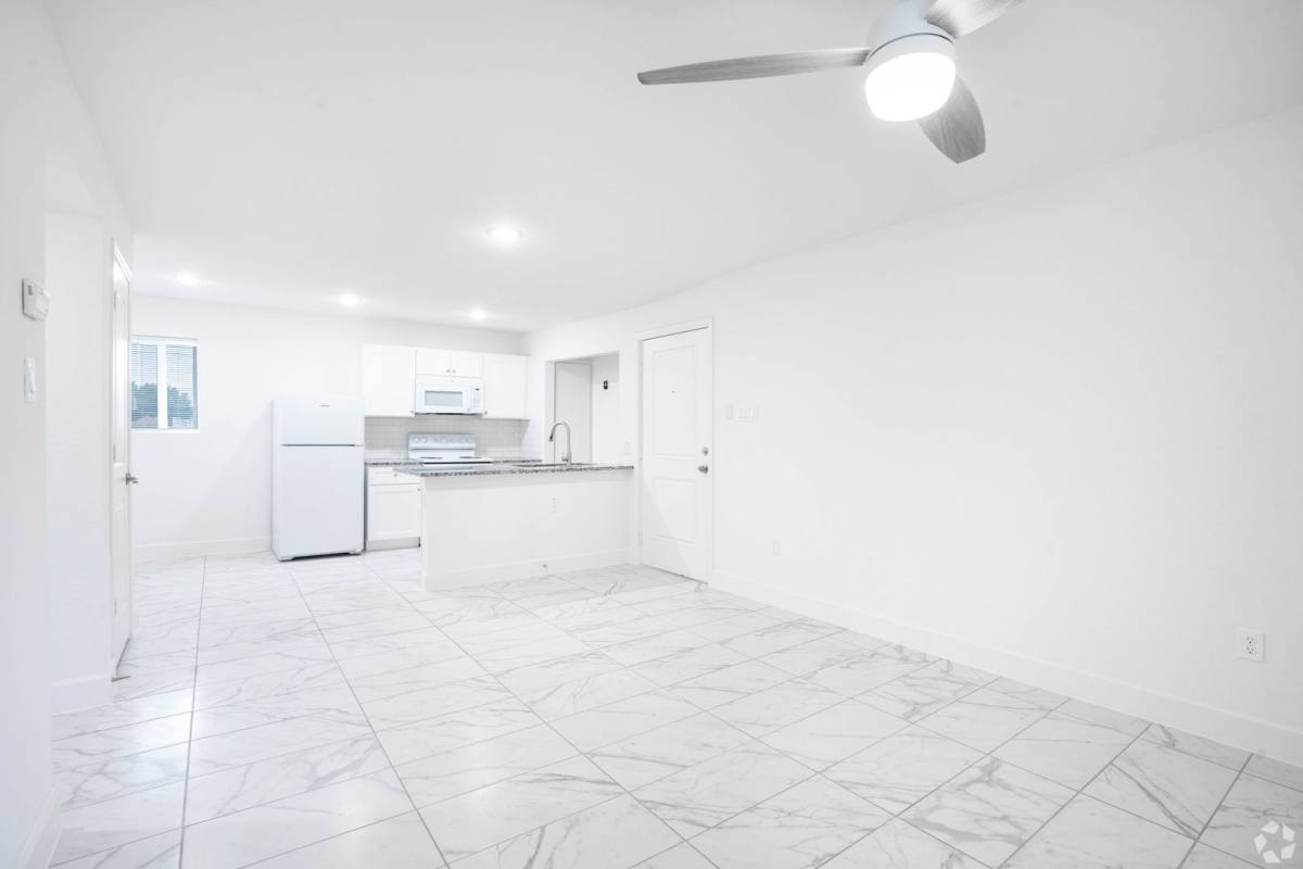 Apartment for rent at 4410 Bellfort St, Houston, TX 77051