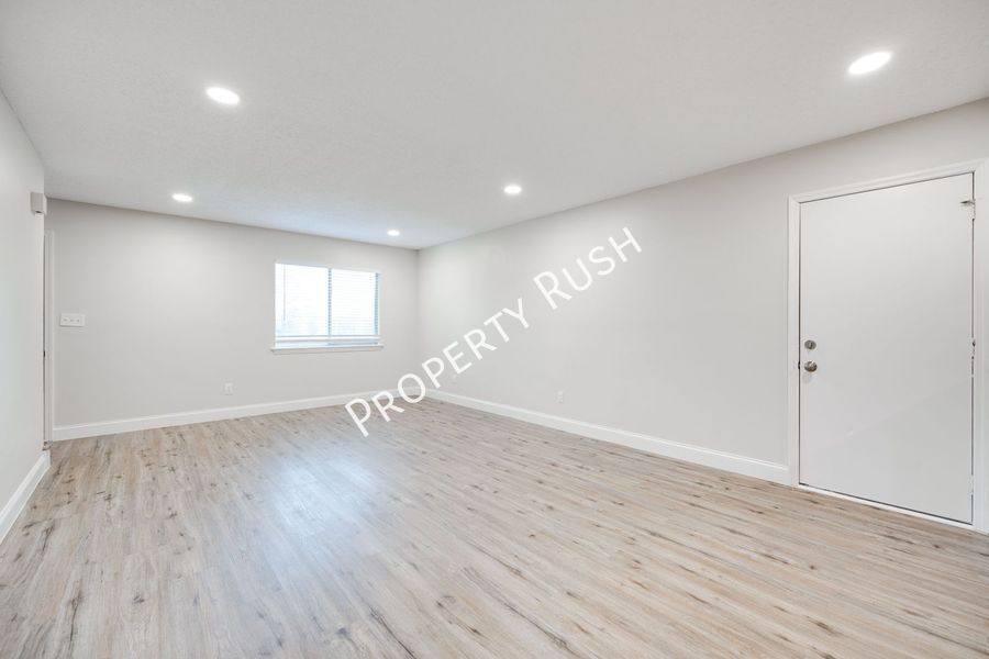 Apartment for rent at 2323 Green Forest Dr #A, Chattanooga, TN 37406