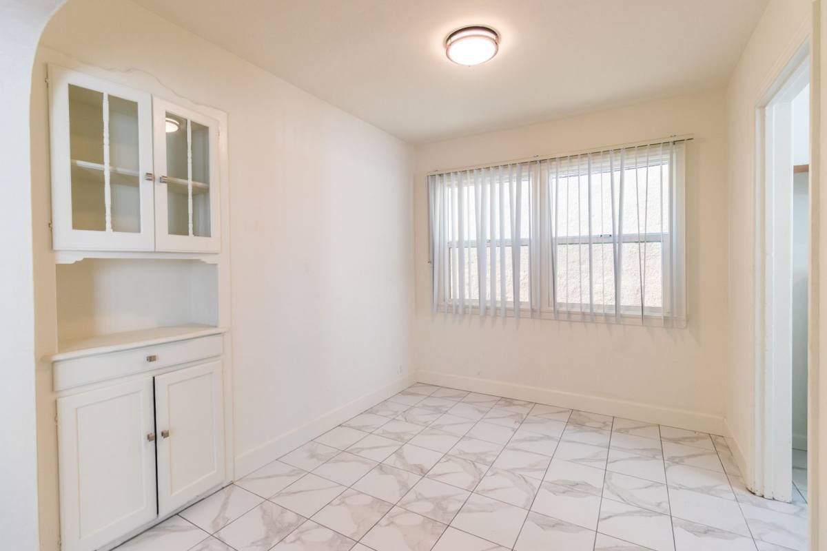 Apartment for rent at 6341 Templeton St, Huntington Park, CA 90255